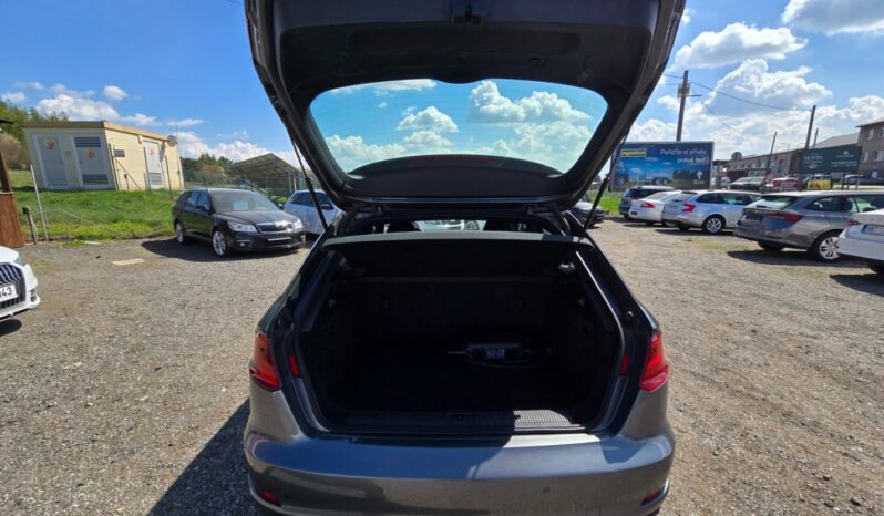 
								Audi A3 1.4 TFSi Sportback E-Tron 2015 full									