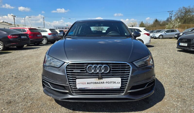 
								Audi A3 1.4 TFSi Sportback E-Tron 2015 full									