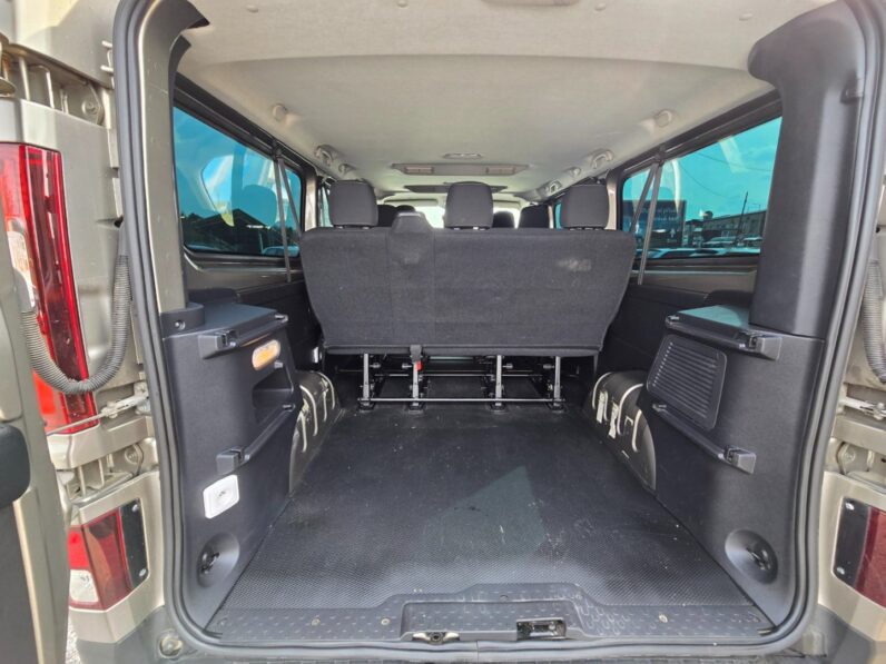 
								Renault Trafic 1.6 DCi 8.místné,nové CZ 2020 full									