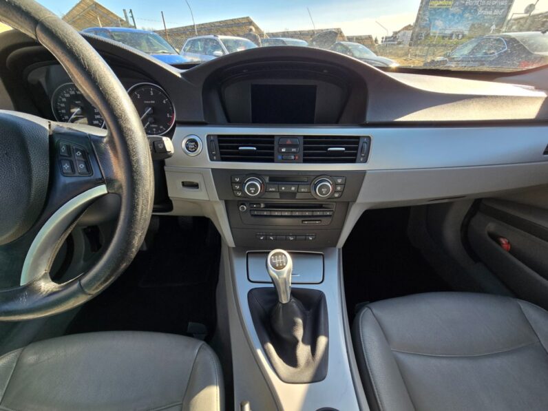 
								BMW Řada 3 3.0 Xd 170KW 2008 full									