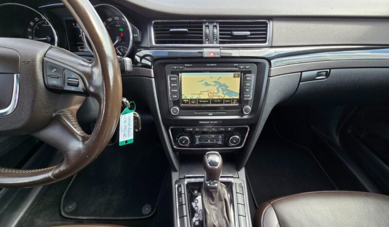 
								Škoda Superb 2.0 TDI 125KW Laurin & Klement 2013 full									