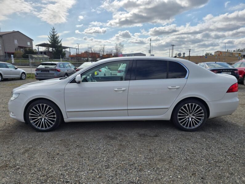 
								Škoda Superb 2.0 TDI 125KW Laurin & Klement 2013 full									