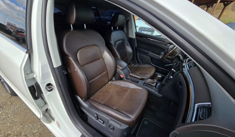 
								Škoda Superb 2.0 TDI 125KW Laurin & Klement 2013 full									