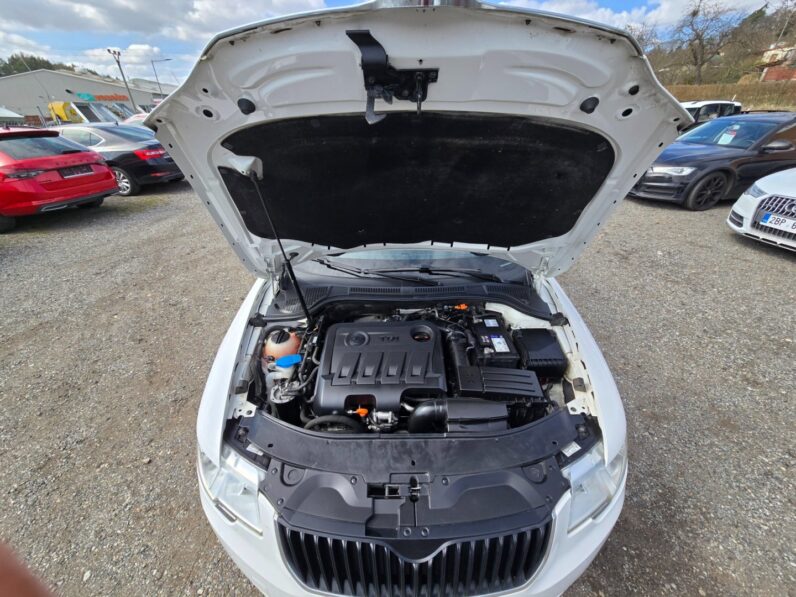 
								Škoda Superb 2.0 TDI 125KW Laurin & Klement 2013 full									