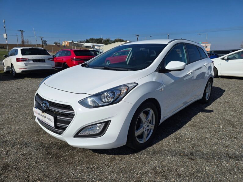 
								Hyundai i30 2016 – 1.6 CRDi ,nové CZ ,serviska full									