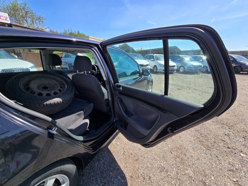 
								Volkswagen Golf 2.0 TDi 100KW bez DPF GT Sport 2007 full									