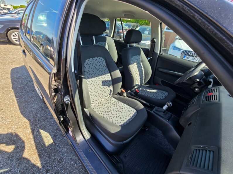 
								Škoda Fabia 2007 – 1.4 MPi 59 KW Ambiente full									