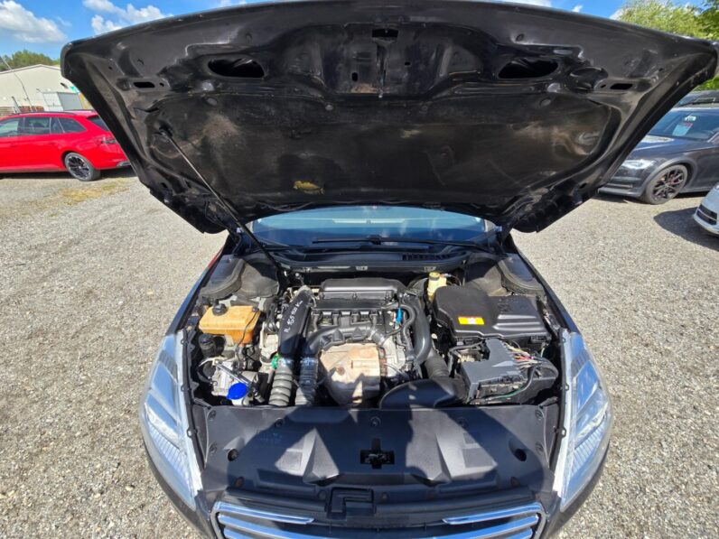 
								Peugeot 508 1.6 16V 115KW 2011 full									