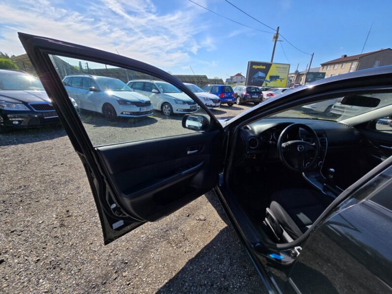 
								Mazda 6 1.8i 16V 88 KW aut.klima,tažné 2006 full									