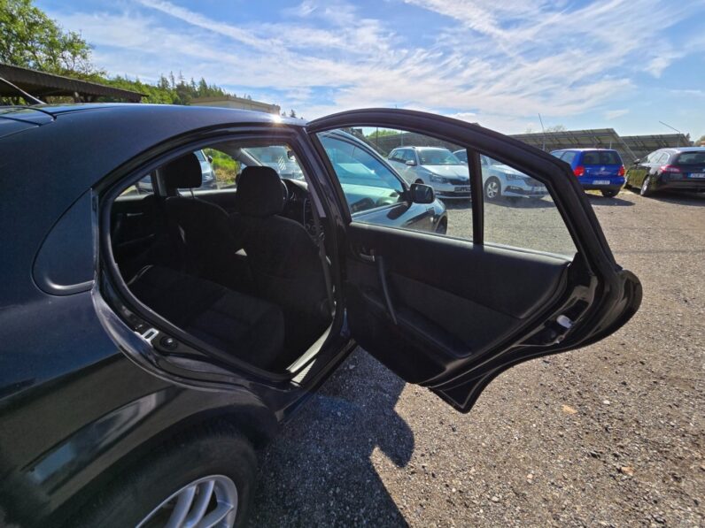 
								Mazda 6 1.8i 16V 88 KW aut.klima,tažné 2006 full									