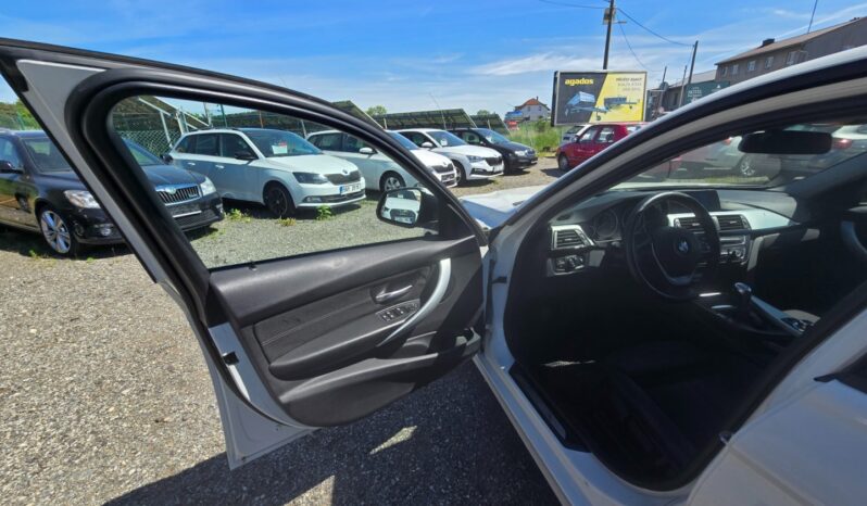 
								BMW Řada 3 316D Sport 2013 full									