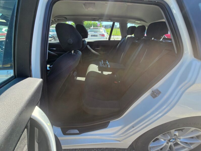 
								BMW Řada 3 316D Sport 2013 full									