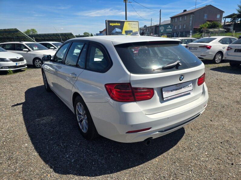 
								BMW Řada 3 316D Sport 2013 full									