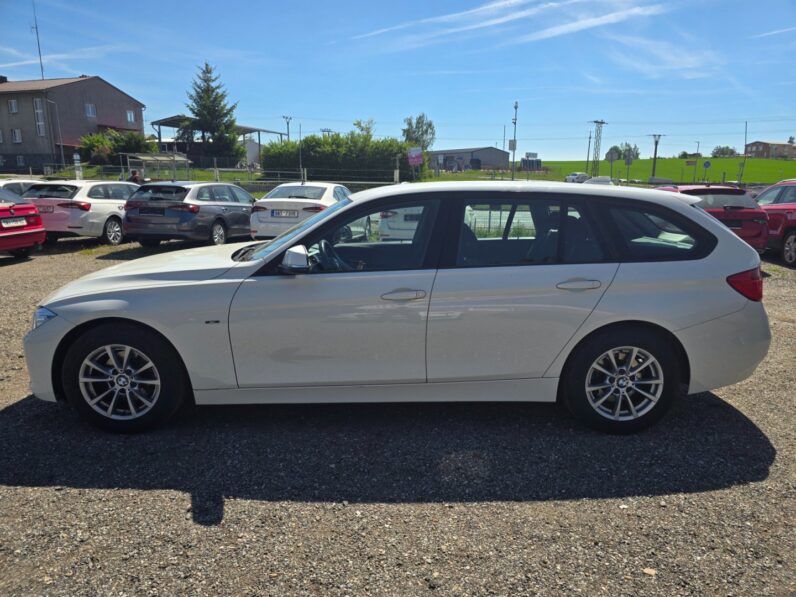 
								BMW Řada 3 316D Sport 2013 full									