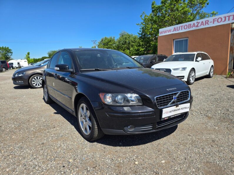 
								Volvo S40 2007 – 2.0D 100KW,nové CZ 1.majitel full									