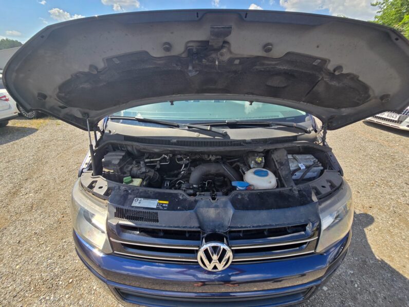 
								Volkswagen Multivan 2014 – 2.0 TDi 103KW DSG pravidelný servis full									