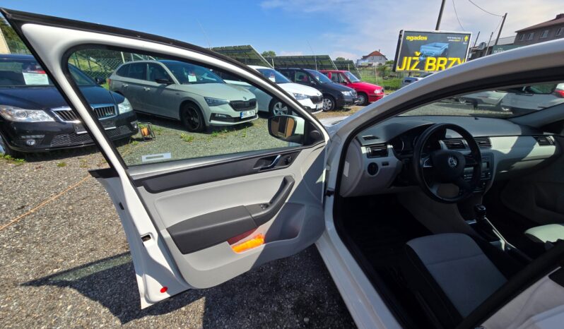 
								Škoda Rapid 1.2 TSi 63KW – 1.2 TSi 63KW aut.klima full									