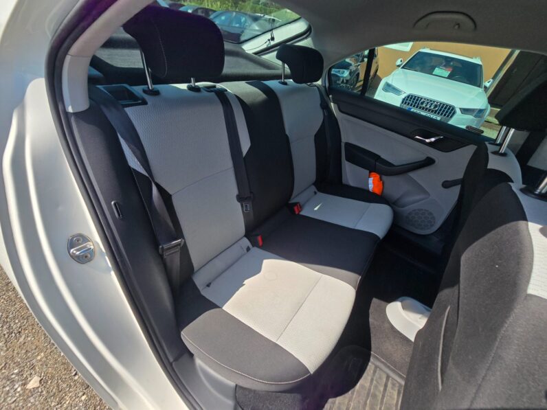 
								Škoda Rapid 1.2 TSi 63KW – 1.2 TSi 63KW aut.klima full									