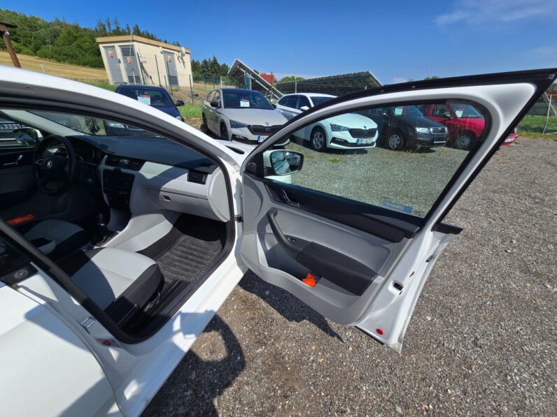 
								Škoda Rapid 1.2 TSi 63KW – 1.2 TSi 63KW aut.klima full									
