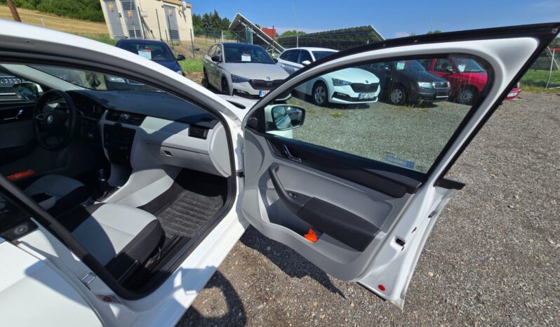 
								Škoda Rapid 1.2 TSi 63KW – 1.2 TSi 63KW aut.klima full									