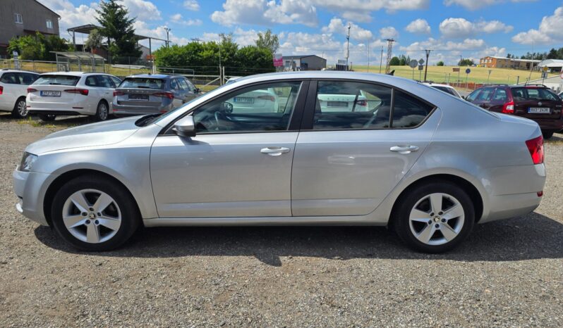 
								Škoda Octavia 2014 – 1.6 TDi 77KW DSG Ambition full									