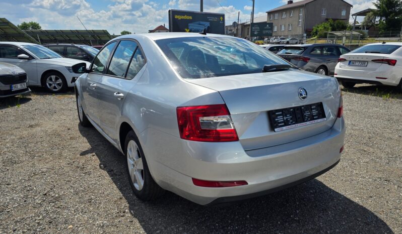 
								Škoda Octavia 2014 – 1.6 TDi 77KW DSG Ambition full									