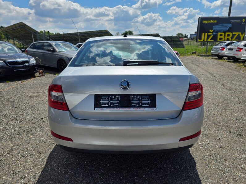 
								Škoda Octavia 2014 – 1.6 TDi 77KW DSG Ambition full									
