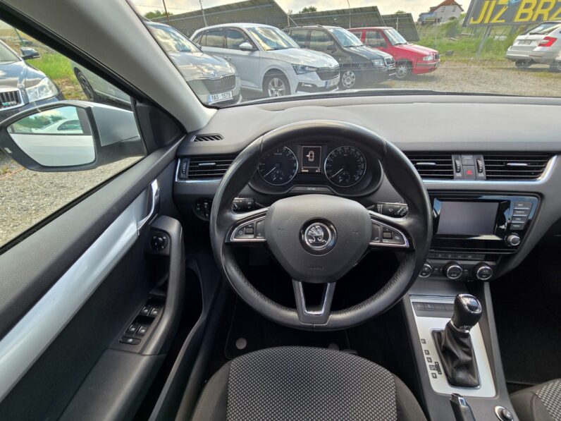 
								Škoda Octavia 2014 – 1.6 TDi 77KW DSG Ambition full									