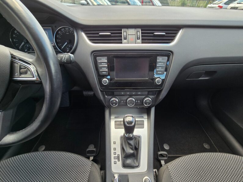
								Škoda Octavia 2014 – 1.6 TDi 77KW DSG Ambition full									