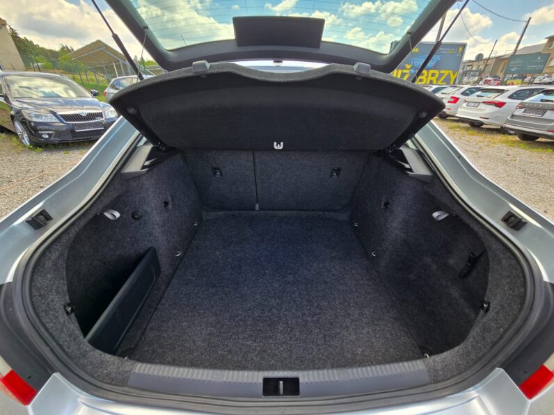 
								Škoda Octavia 2014 – 1.6 TDi 77KW DSG Ambition full									
