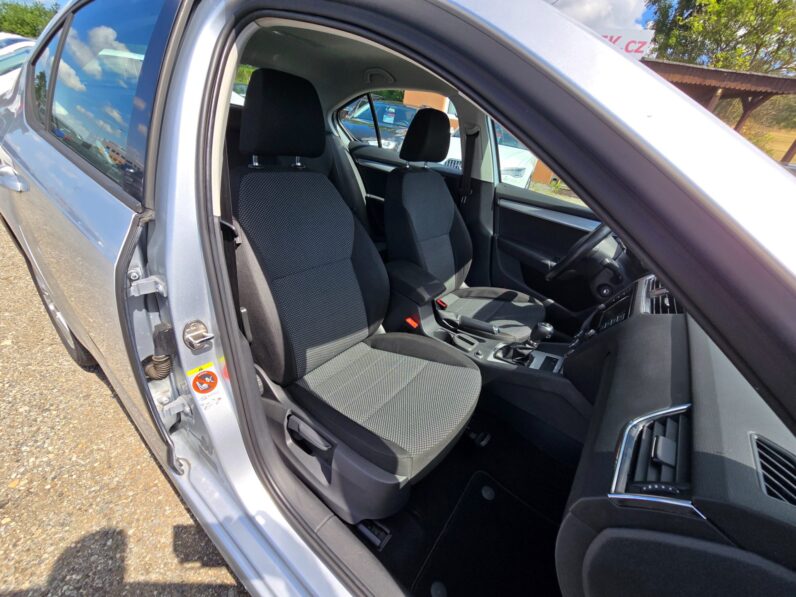 
								Škoda Octavia 2014 – 1.6 TDi 77KW DSG Ambition full									