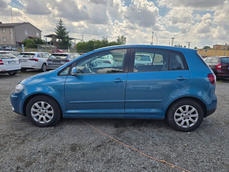 
								Volkswagen Golf Plus 2005 – 1.6 FSI Trend DSG full									