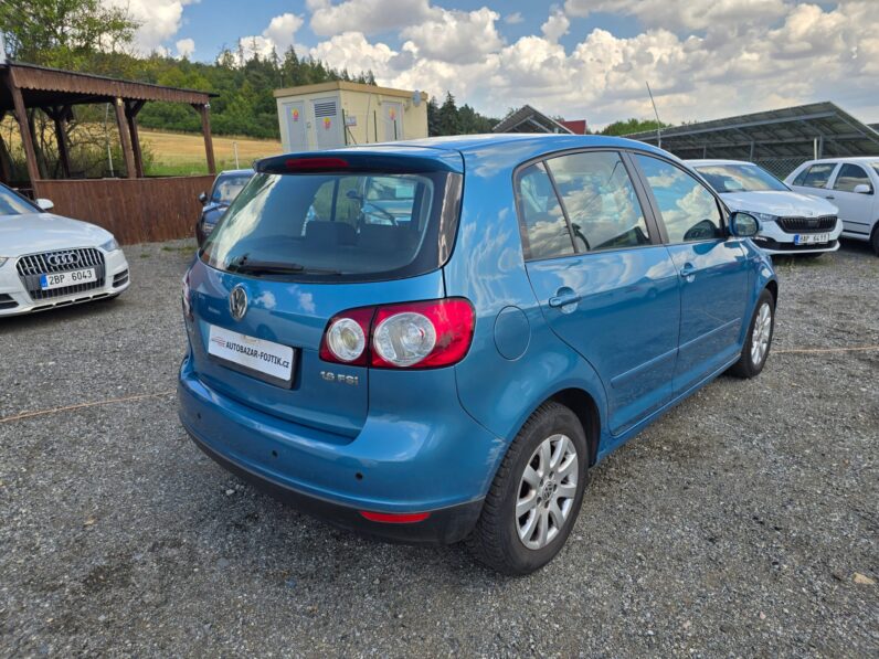 
								Volkswagen Golf Plus 2005 – 1.6 FSI Trend DSG full									