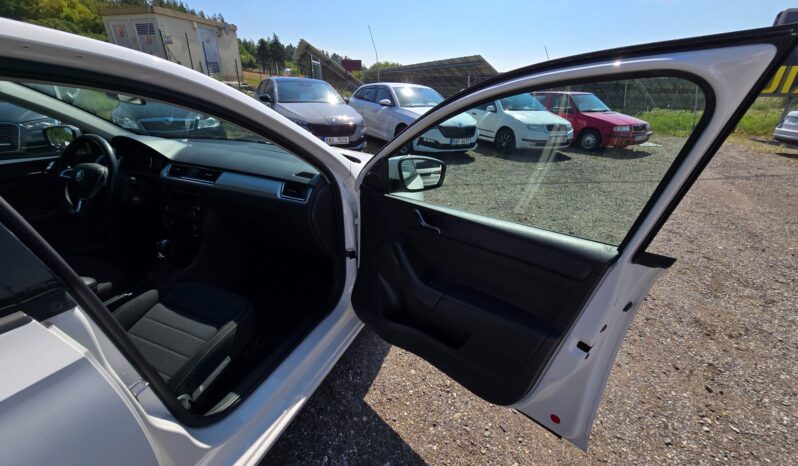 
								Škoda Rapid 2014 – 1.6 TDi 66kw Elegance DSG,nová STK full									