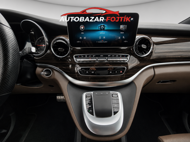 
								Mercedes-Benz Třída V 2022 – 300d AMG 4Matic AVANTGARDE full									