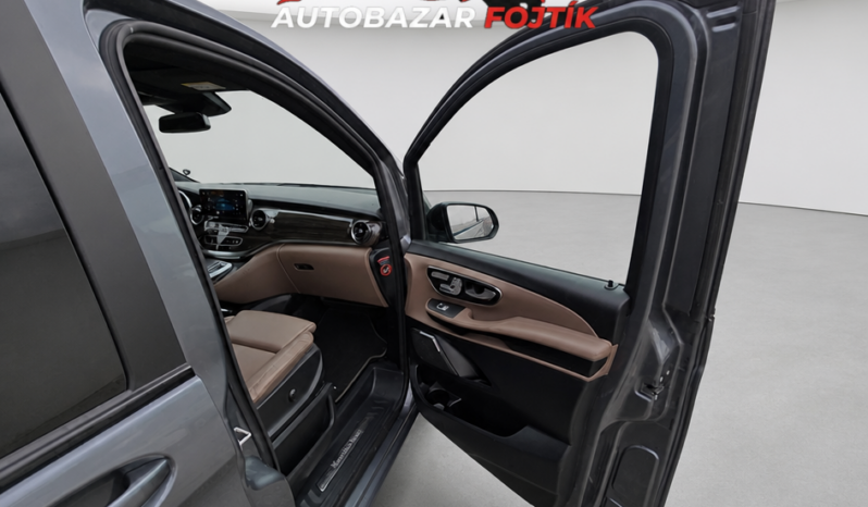 
								Mercedes-Benz Třída V 2022 – 300d AMG 4Matic AVANTGARDE full									