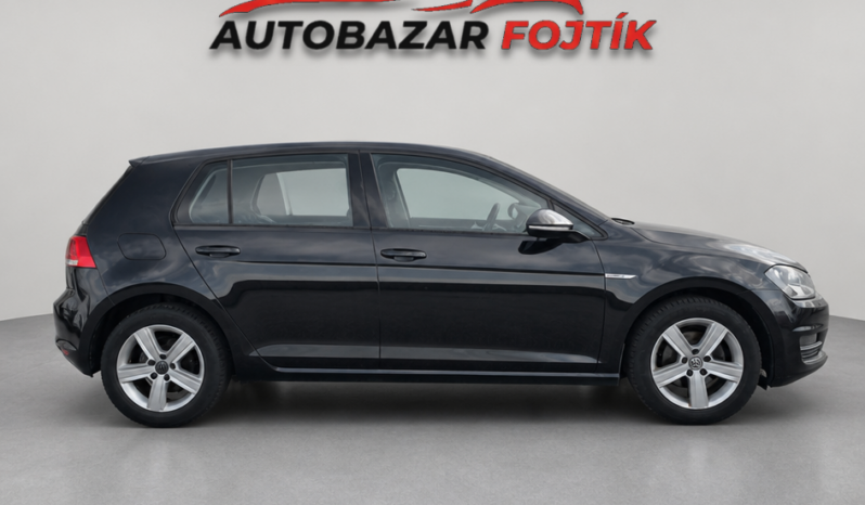 
								Volkswagen Golf 2015 – 1.4 TGi Highline DSG full									