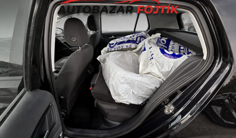 
								Volkswagen Golf 2015 – 1.4 TGi Highline DSG full									