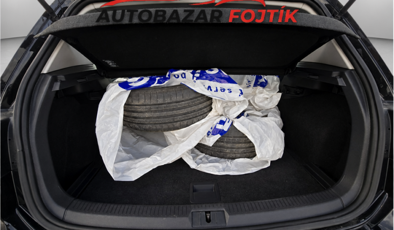 
								Volkswagen Golf 2015 – 1.4 TGi Highline DSG full									