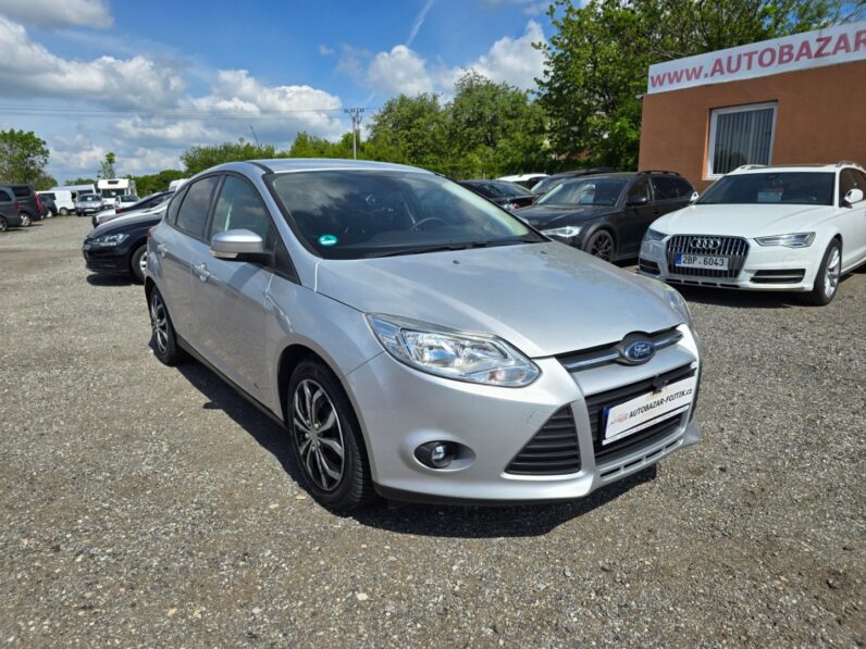 
								Ford Focus 2011 – 1.6i 77KW garance km full									