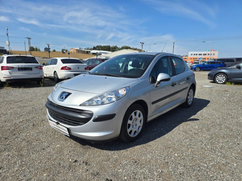 
								Peugeot 207 2008 – 1.4 54KW XR klima,2 sady kol,nová STK full									
