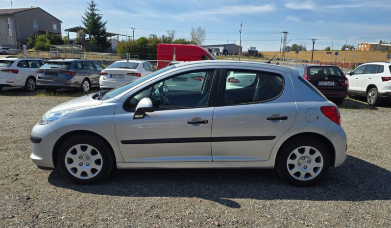 
								Peugeot 207 2008 – 1.4 54KW XR klima,2 sady kol,nová STK full									