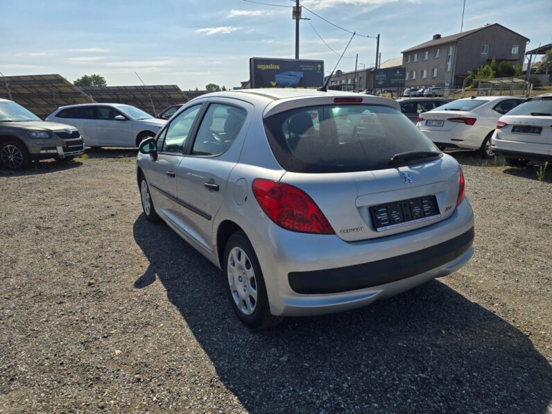 
								Peugeot 207 2008 – 1.4 54KW XR klima,2 sady kol,nová STK full									