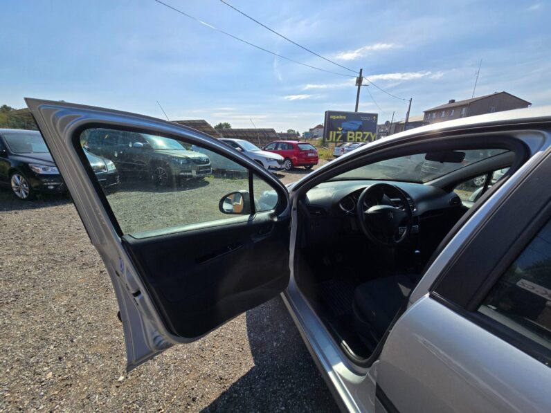 
								Peugeot 207 2008 – 1.4 54KW XR klima,2 sady kol,nová STK full									