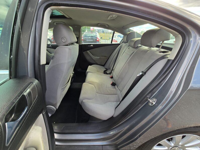 
								Volkswagen Passat 2005 – 2.0 TDi 103KW Comfort full									