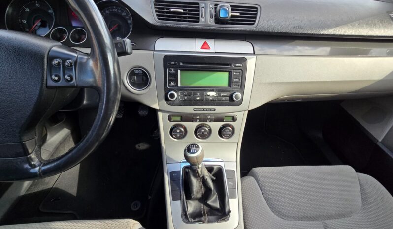 
								Volkswagen Passat 2005 – 2.0 TDi 103KW Comfort full									