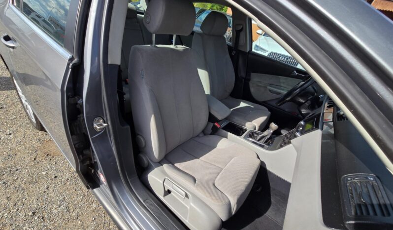 
								Volkswagen Passat 2005 – 2.0 TDi 103KW Comfort full									