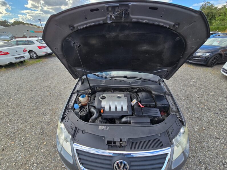 
								Volkswagen Passat 2005 – 2.0 TDi 103KW Comfort full									