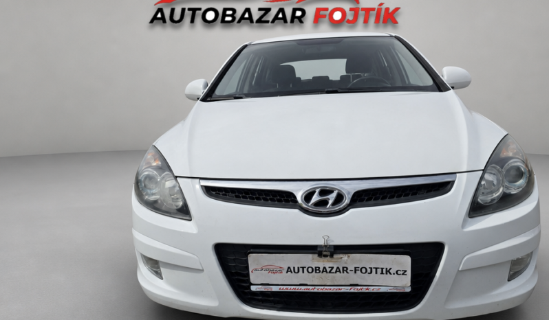 
								Hyundai i30 2010 – 1.4 CVVT 80KW  klima full									