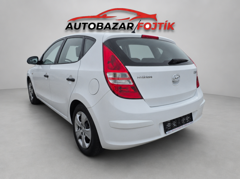 
								Hyundai i30 2010 – 1.4 CVVT 80KW  klima full									